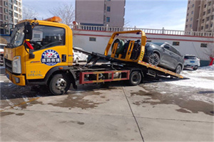 杏花岭区救援拖车费用怎么算