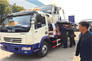 杏花岭区汽车道路救援拖车价格